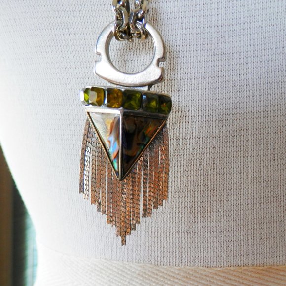 SAM EDELMAN SPEAR SHAPED GREEN RHINESTONES  ABALONE SHELL CHAIN DANGLE PENDANT - Picture 7 of 11